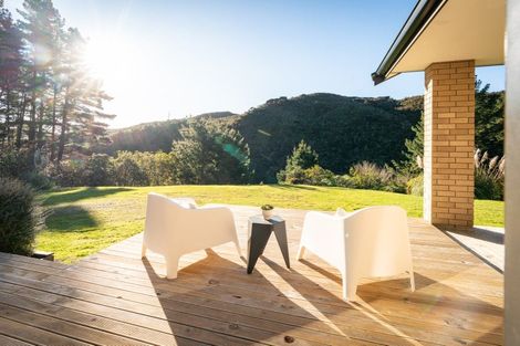 Photo of property in 150 Makara Road, Makara, Karori, 6972