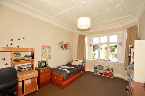 Photo of property in 27 Lochend Street, Musselburgh, Dunedin, 9013