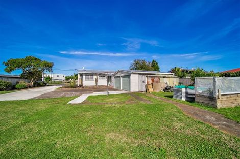 Photo of property in 32 Grey Street, Normanby, Hawera, 4614