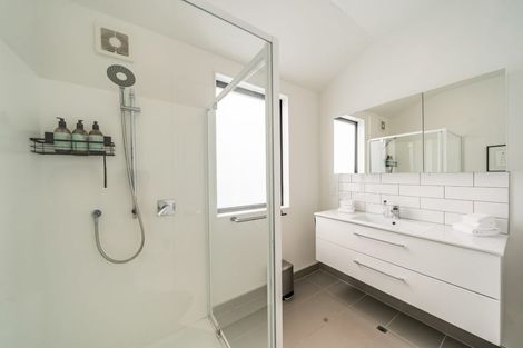 Photo of property in 6/74 Derwent Street, Island Bay, Wellington, 6023