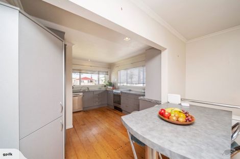 Photo of property in 20 Battiscombe Terrace, Waitara, 4320