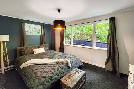 Photo of property in 16 Manor Drive, Stokes Valley, Lower Hutt, 5019