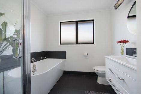 Photo of property in 9 Mural Drive, Katikati, 3129