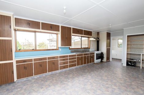 Photo of property in 18 Orchard East Road, Ngatea, 3503