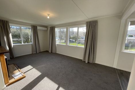 Photo of property in 46 Molesworth Street, Taita, Lower Hutt, 5011