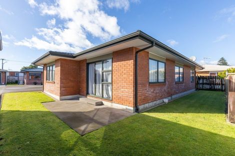 Photo of property in 34a Clemow Road, Fitzroy, New Plymouth, 4312