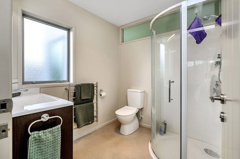 Photo of property in 71 Hine Street, New Plymouth, 4310