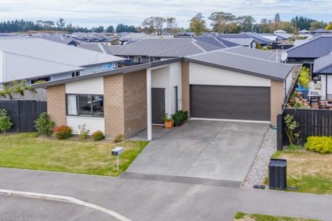 Photo of property in 4 Robert Duncan Road, Belfast, Christchurch, 8051