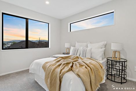 Photo of property in 14a Serjeant Street, Henderson, Auckland, 0612