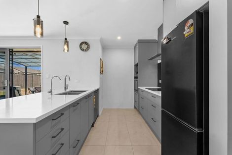 Photo of property in 36 Harriet Johnston Drive, Pokeno, 2402