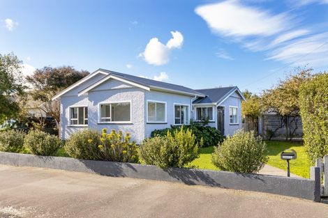 Photo of property in 14 Rexwood Street, Carterton, 5713