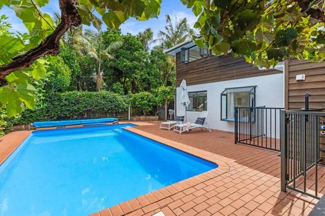 Photo of property in 324b Oceanbeach Road, Mount Maunganui, 3116