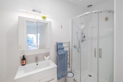 Photo of property in 80 Withells Road, Avonhead, Christchurch, 8042