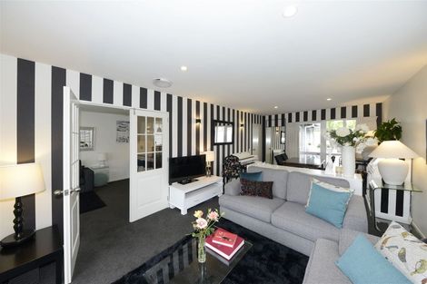 Photo of property in 5b Memorial Avenue, Ilam, Christchurch, 8053