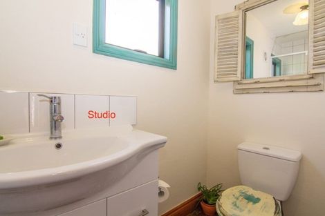 Photo of property in 420 Mangakura Road, Helensville, 0875