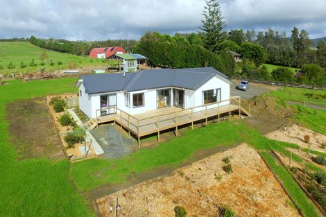Photo of property in 401 Kaitaia Awaroa Road, Kaitaia, 0481