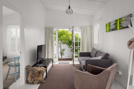 Photo of property in 9 George Street, Paeroa, 3600