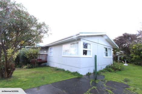 Photo of property in 19 Plumley Crescent, Mangere, Auckland, 2022