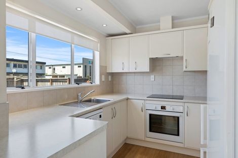 Photo of property in 65 Golf Road, Mount Maunganui, 3116