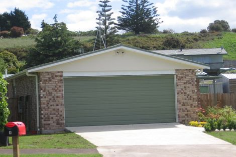 Photo of property in 3a Pohutukawa Drive, Athenree, Katikati, 3177