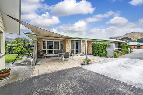 Photo of property in 68 Mauger Drive, Heathcote Valley, Christchurch, 8022