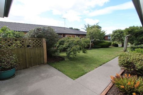 Photo of property in 3 Matilda Place, Weymouth, Auckland, 2103