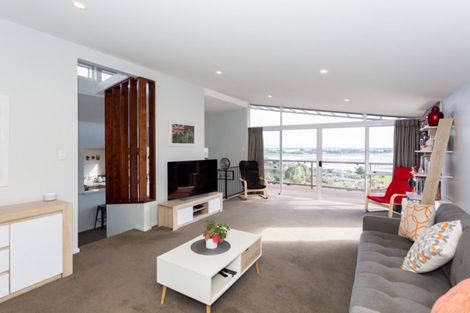 Photo of property in 39 Soleares Avenue, Mount Pleasant, Christchurch, 8081