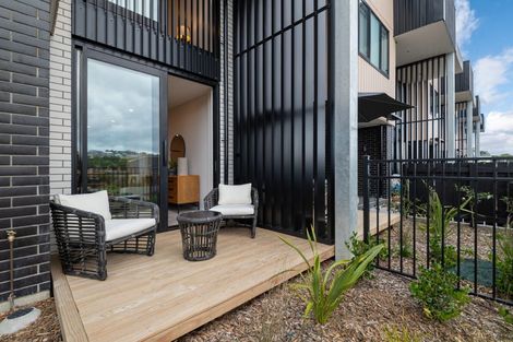 Photo of property in 9/18 Karengo Street, Long Bay, Auckland, 0630