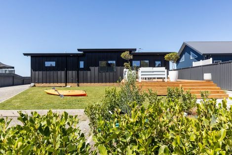 Photo of property in 176 Whirinaki Road, Eskdale, Napier, 4182