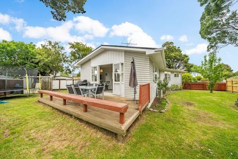 Photo of property in 6 Moehau Grove, Trentham, Upper Hutt, 5018