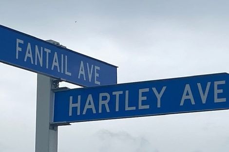 Photo of property in 2 Fantail Avenue, Carterton, 5713