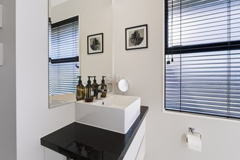 Photo of property in 4 Shingle Lane, Sydenham, Christchurch, 8023