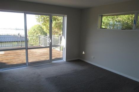Photo of property in 5 Challenger Lane, Redcliffs, Christchurch, 8081