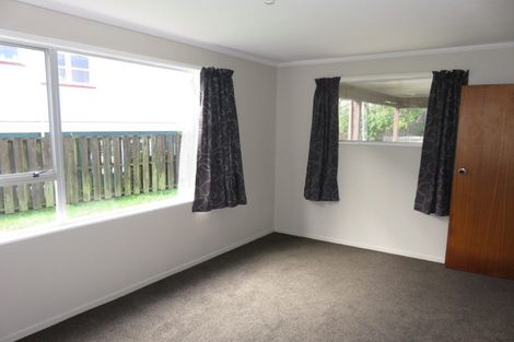 Photo of property in 80b Oriel Avenue, Tawa, Wellington, 5028