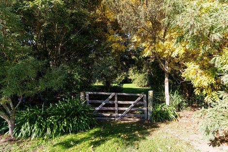 Photo of property in 4 Riccarton Road East, East Taieri, Mosgiel, 9024