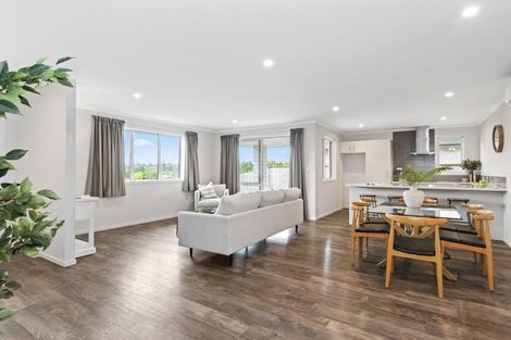 Photo of property in 6 Bridle Way, Brookfield, Tauranga, 3110