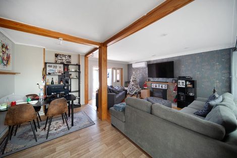 Photo of property in 9 Malcolm Place, Mangere East, Auckland, 2024