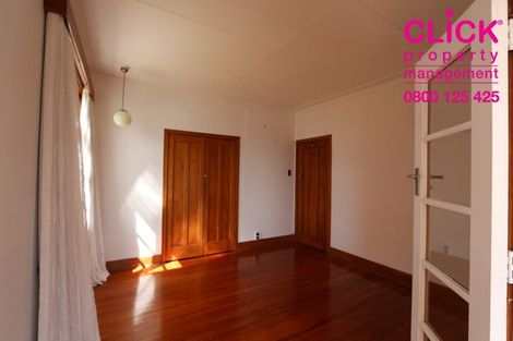 Photo of property in 19 Cliffs Road, Saint Clair, Dunedin, 9012