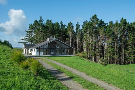 Photo of property in 132b Dormer Road, Waitoki, Helensville, 0875