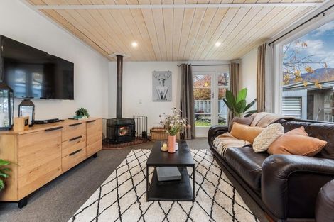 Photo of property in 38 Centennial Avenue, Arrowtown, 9302