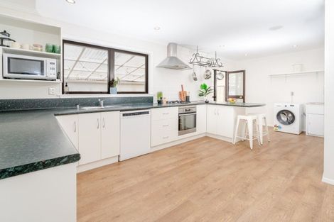 Photo of property in 184 Orangi Kaupapa Road, Northland, Wellington, 6012