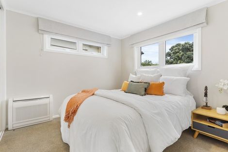 Photo of property in 1/3 Kennedy Avenue, Forrest Hill, Auckland, 0620