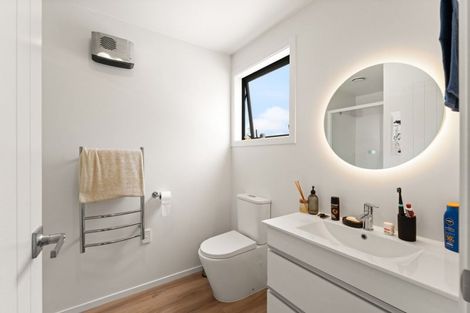 Photo of property in 16 Dallas Lane, Caversham, Dunedin, 9012