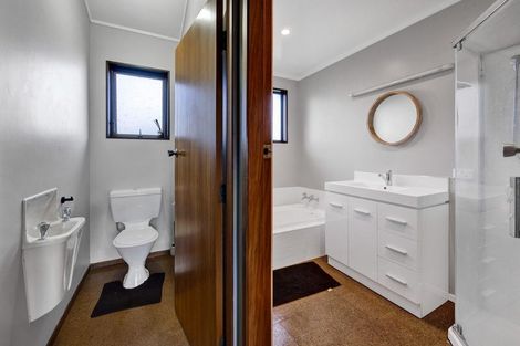 Photo of property in 7 Green Lane, Hawera, 4610