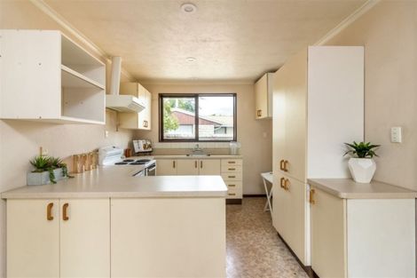 Photo of property in 12 Ludlow Place, Parklands, Christchurch, 8083