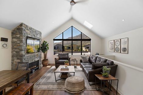Photo of property in 26 Soudley Court, Jacks Point, Queenstown, 9371