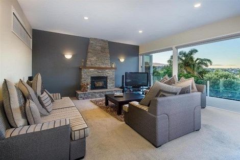 Photo of property in 20 Beechwood Road, Rothesay Bay, Auckland, 0630