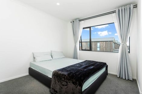 Photo of property in 33 Alliance Lane, Papakura, 2110