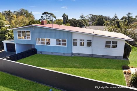 Photo of property in 104 Atawhai Road, Fitzherbert, Palmerston North, 4410