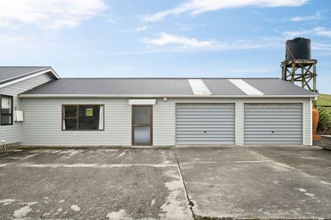 Photo of property in 1282 Kaka Point Road, Kaka Point, Balclutha, 9271
